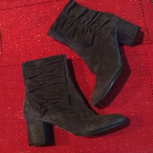 Alberto Zago Made in Italy 🇮🇹 High Quality Gray Suede Booties Not Used